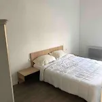 Maison Entière Proche Circuit Des 24 Appartement