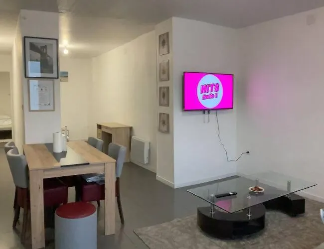 Maison Entiere Proche Circuit Des 24 *